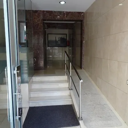 Apartman Plaza Longoria Carbajal -situado En Centro