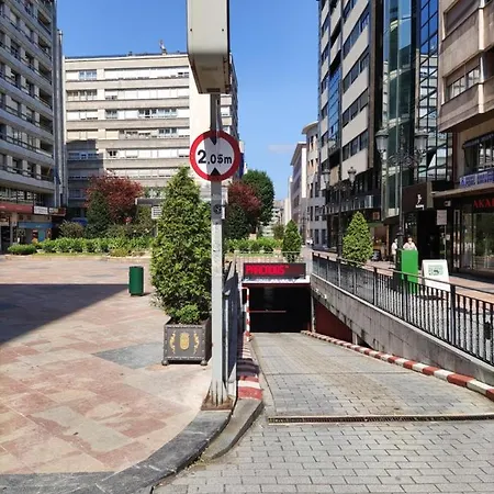 Plaza Longoria Carbajal -situado En Centro Apartman Oviedo